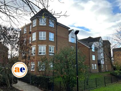 Greenhaven Drive, London ** VIDEO & 3D FLOORPLAN AVAILABLE **