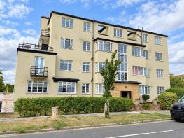 2, Leigh Heath Court, London Road, Leigh-on-sea SS9 2QP