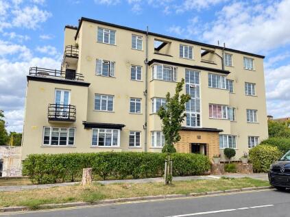 Leigh Heath Court, London Road, Leigh-on-Sea