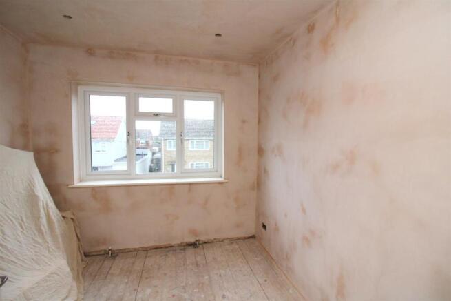 bedroom 3.JPG