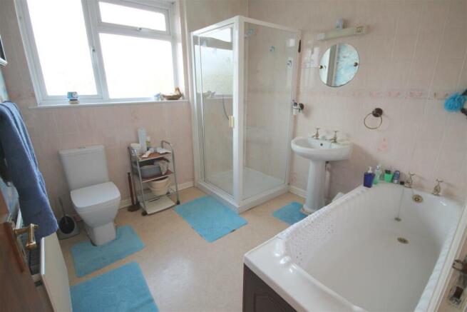 CWR Bathroom.JPG