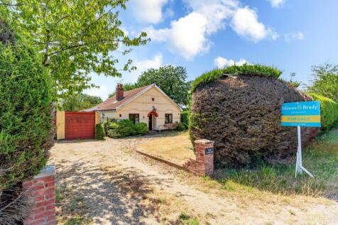 Litcham Road, Longham