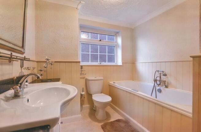 # Family Bathroom.jpg