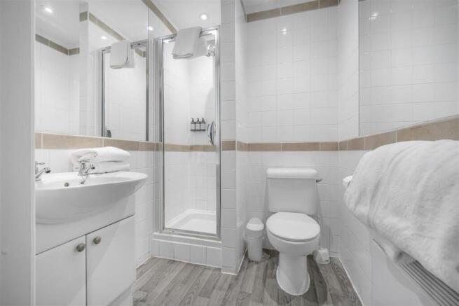 ENSUITE.jpeg
