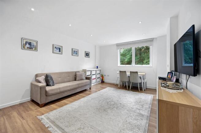 RCAR- Elmond Mansions7.JPG