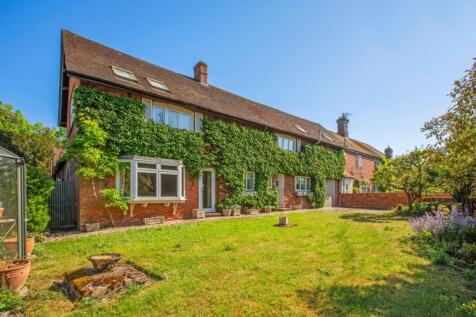 Halton, Aylesbury, HP22