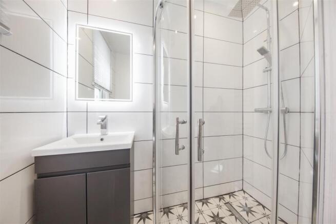 Newly fitted family bathroom