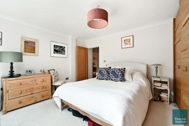 flt-1-26-clarendon-villas-bn3 (13) .jpg