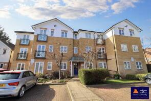Flat 9, 19 Meadow Gate, Corbins Lane, Harrow HA2 8ET