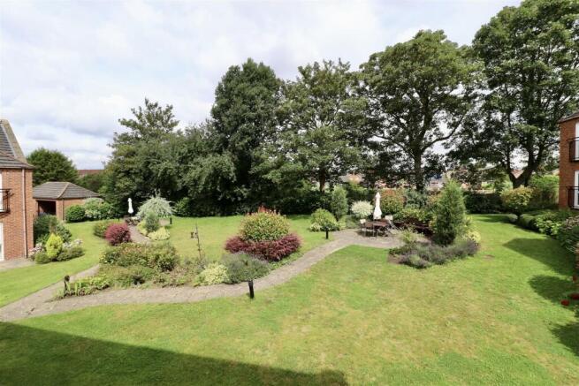 1 bed Apartment for sale Image 9