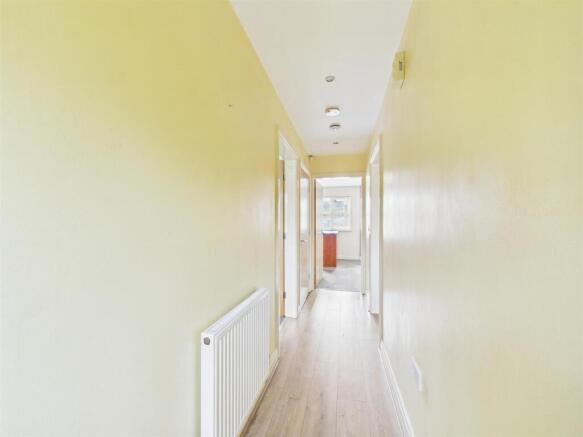 CAM03844G0-PR0426-STILL001.jpg