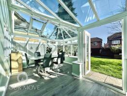 45, Hasted Close, Greenhithe DA9 9HS