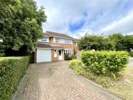 28, Langdale Close, Farnborough GU14 0LQ