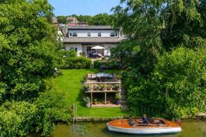 5, Ham Island, Old Windsor, Windsor SL4 2JY