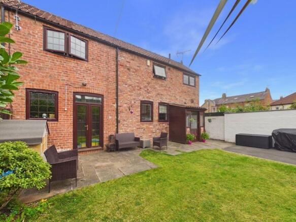 2 bed Barn Conversion for sale Image 4