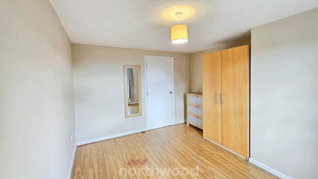 2 bed Flat for sale Image 11