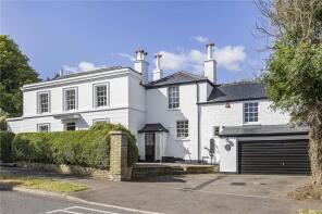 White House, Greyhound Lane, Potters Bar EN6 3NX