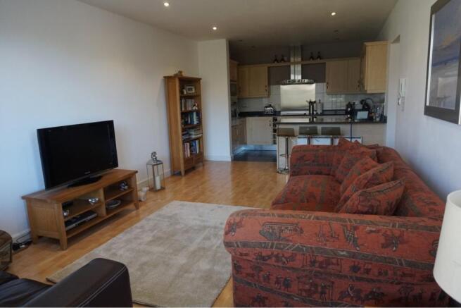 Lounge / Kitchen