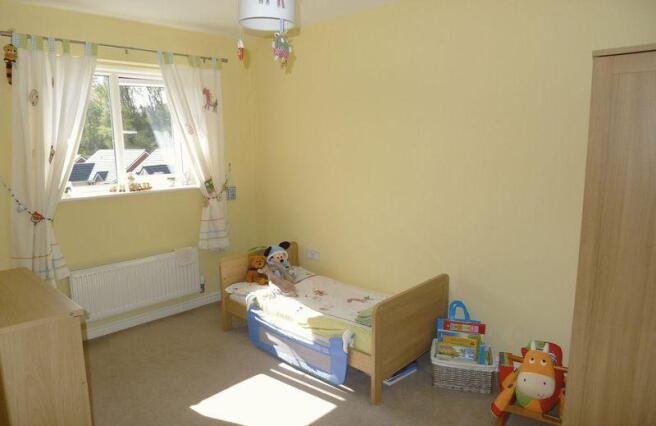 BEDROOM 2