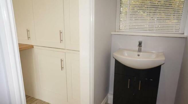 Cloakroom/wc