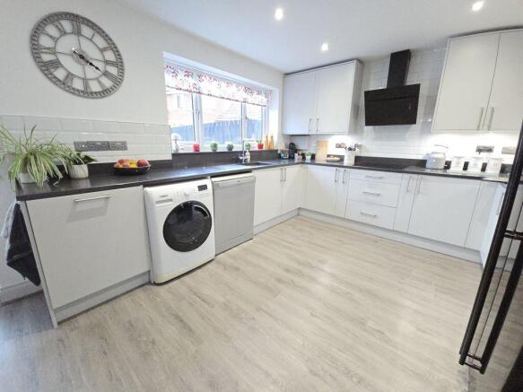 Kitchen / Diner