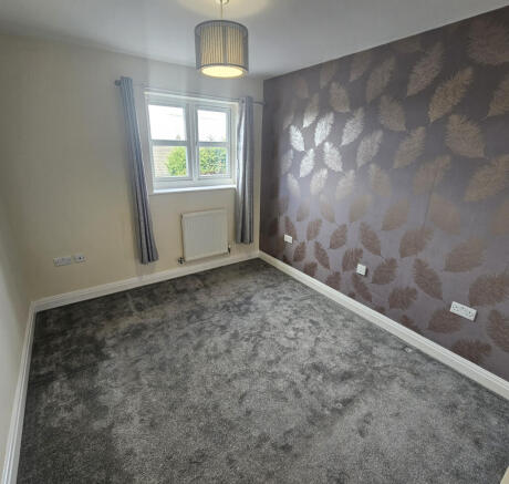 1 bed Flat to rent Image 4