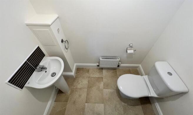 Guest WC.JPG