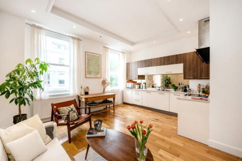 Ladbroke Crescent, London, W11