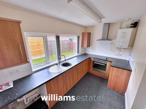 Gordon Avenue, Prestatyn, LL19 photo 4