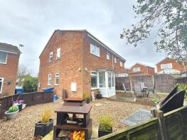 16, Brendon, Stonydelph, Tamworth B77 4JW