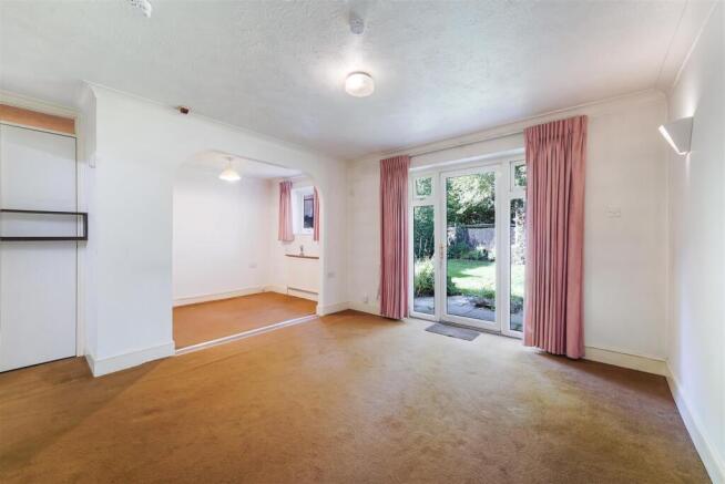 STOKES RIDINGS, FLAT 5 (13).jpg