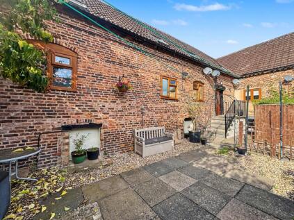 Coopers Lane, Evesham, WR11
