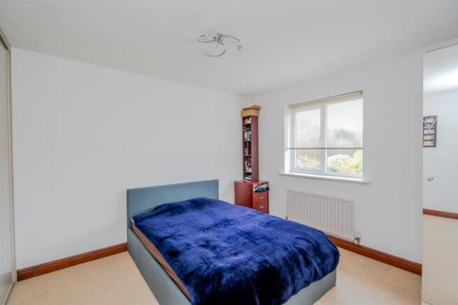 3, Bealeys Close, Bloxwich, Walsall, WS3 2JP (21 o