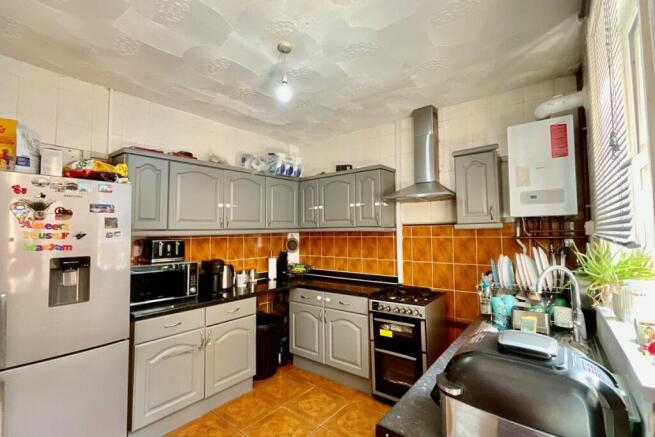 4 bed Terraced for sale Image 7