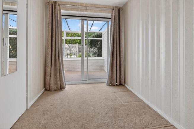 2 bed Bungalow for sale Image 7
