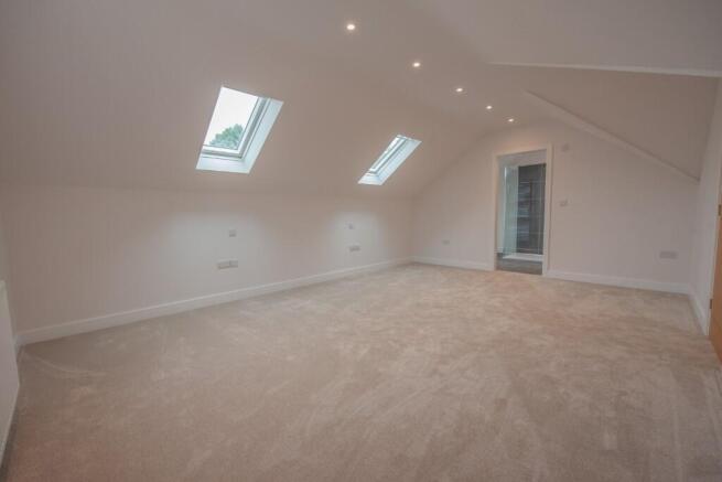 3 bed Detached for sale Image 11