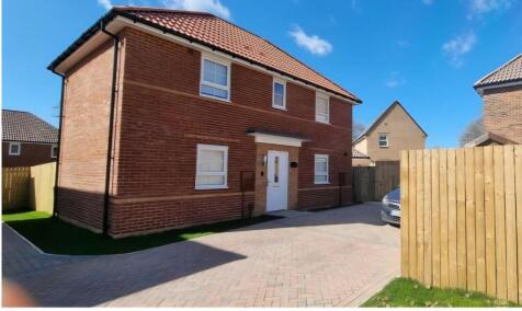 Clarke Avenue, Hull, HU13 0TQ