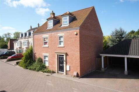 Breck Gardens, Mildenhall, Bury St. Edmunds, Suffolk, IP28