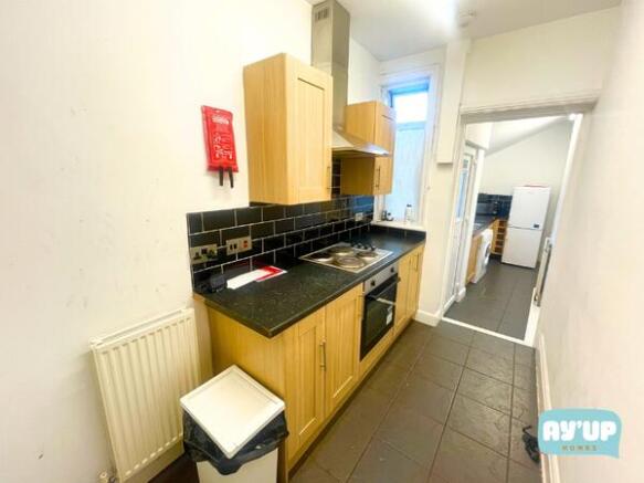 1 bed House Share to rent Image 10