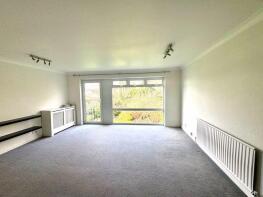 10, 129 Lowndes Lodge, Hadley Road, Potters Road To Hadley Common, Barnet EN5 5QW