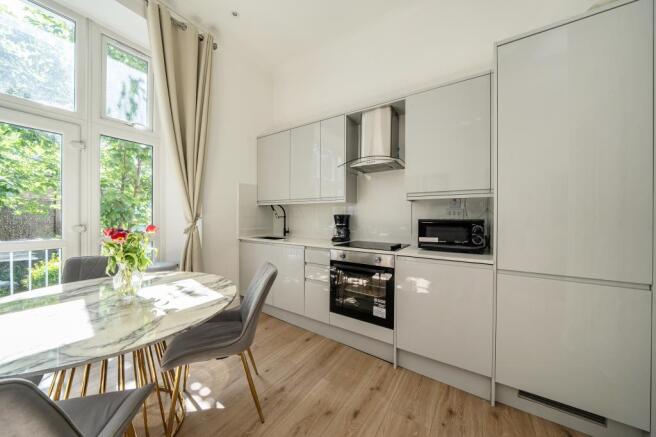 Kitchen/Dining Area