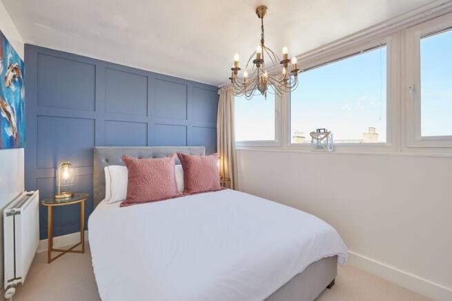2 bed Flat for sale Image 10