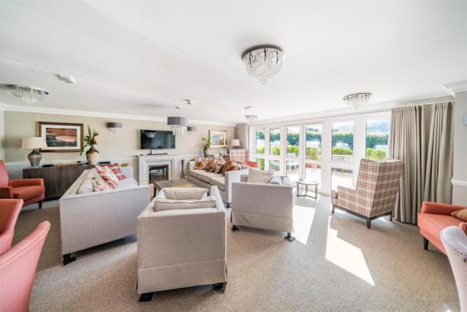 Owners Lounge.jpg