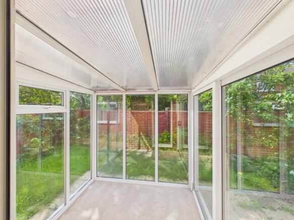 2 bed Detached Bungalow for sale Image 9