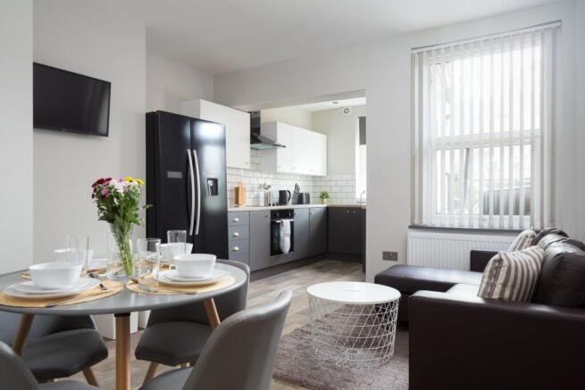 1 bed House Share to rent Image 6