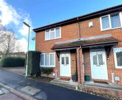 11, Cropmark Way, Basingstoke RG22 4TA