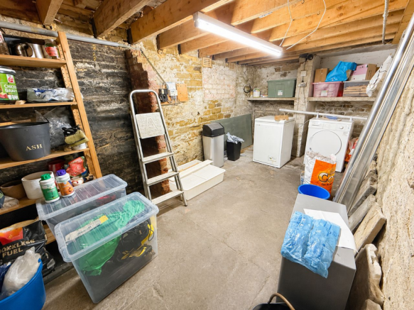 2 bed Terraced for sale Image 10