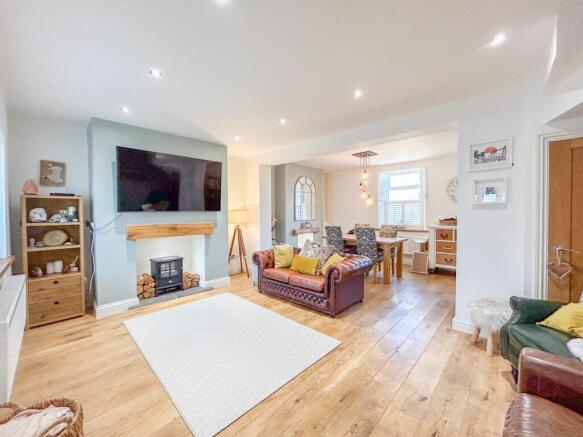 Lounge - Open Plan