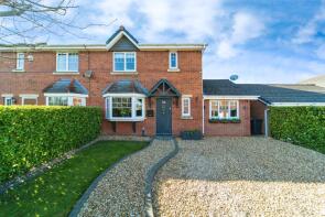 16, Dukes Wharf, Preston Brook, Runcorn WA7 3AE