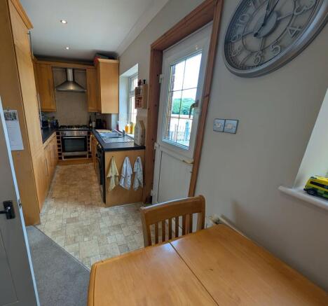 2 bed Terraced for sale Image 6